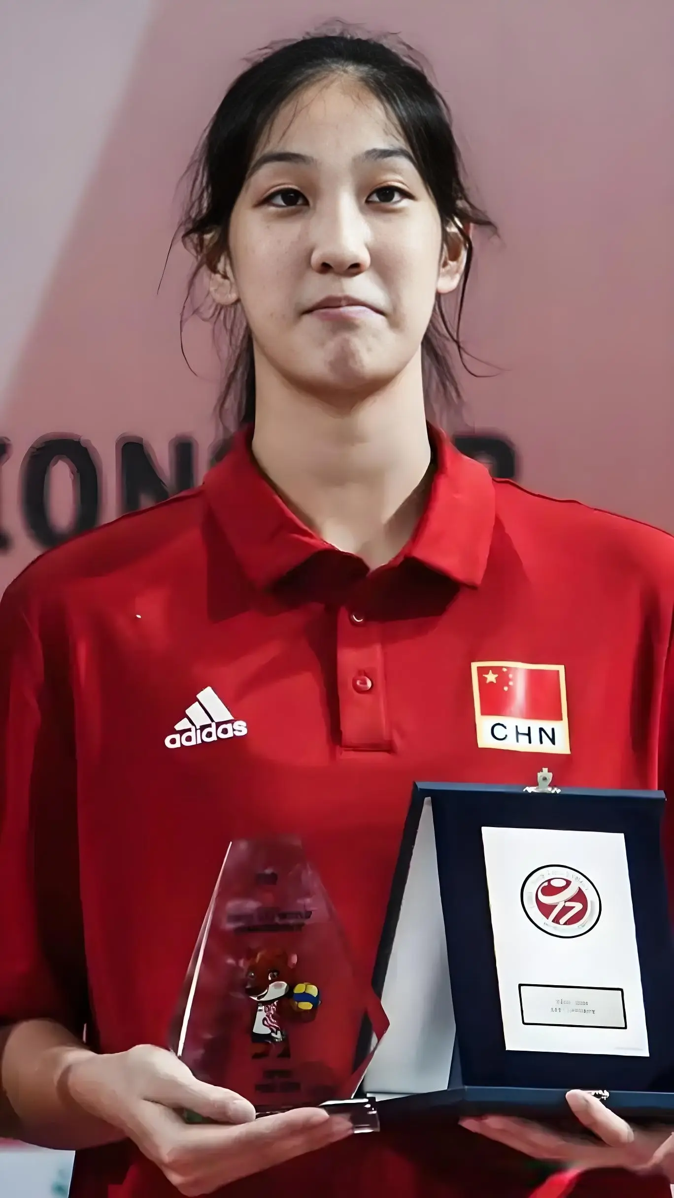 接应位置的, 土耳其的强, 伤病越来越 接应位置的, 土耳其的强, 伤病越来越